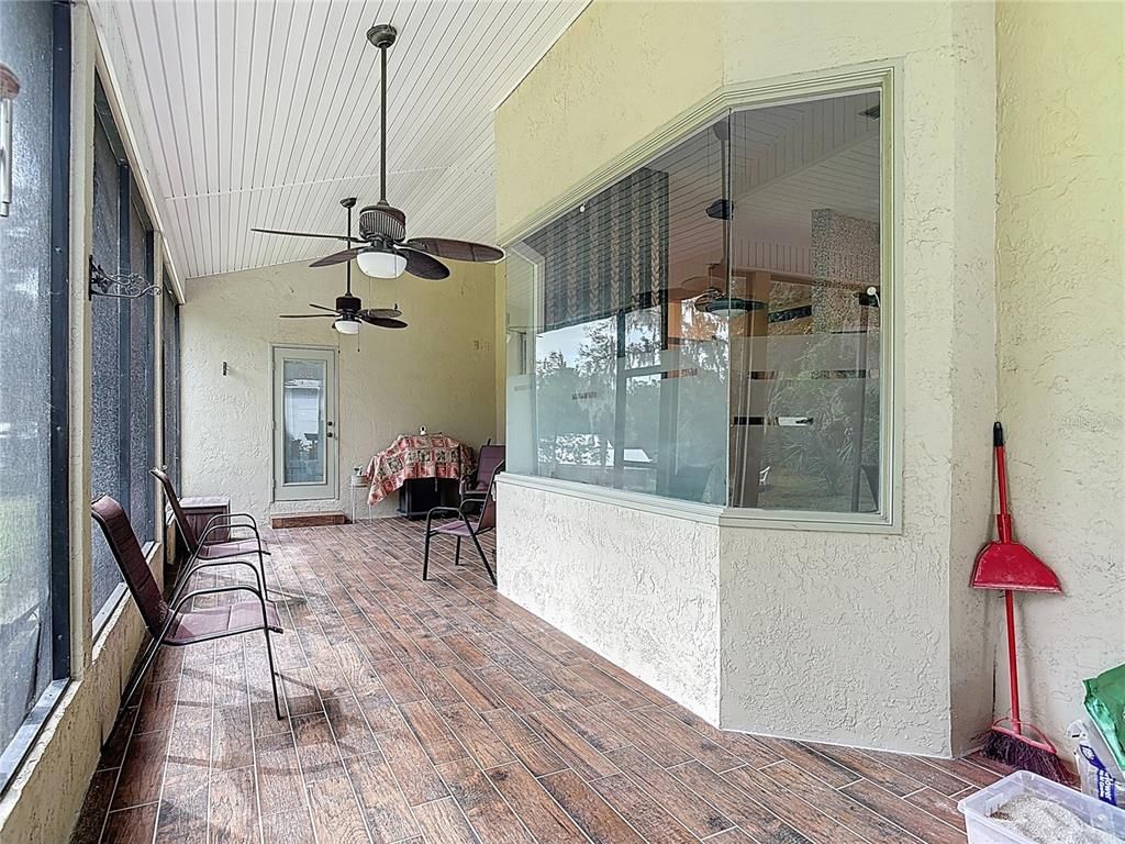 Interior, Sun Room, Wood Texture Flooring