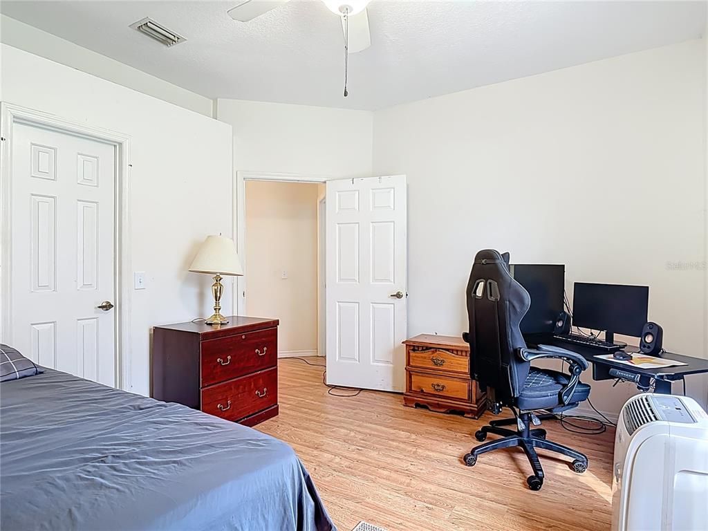 Bedroom, Home Office, Interior, Wood Texture Flooring