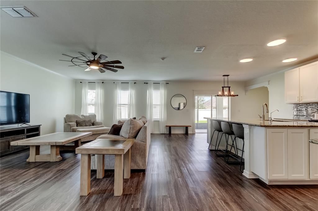 Interior, Kitchen, Living room, Pendant Lights, Recessed Lighting, Wood Texture Flooring