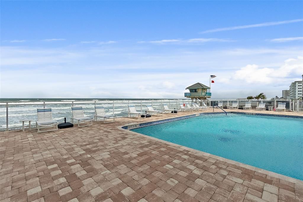 Exterior, Pool, Water