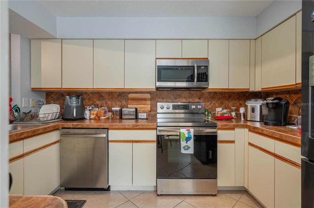 Interior, Kitchen, Stainless Steel Appliances