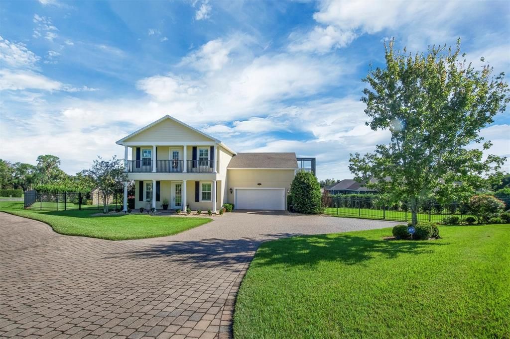 Attached, Backyard, Exterior, Facade, Georgian