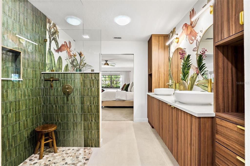 Bathroom, Bedroom, Glass Shower, Interior, Recessed Lighting