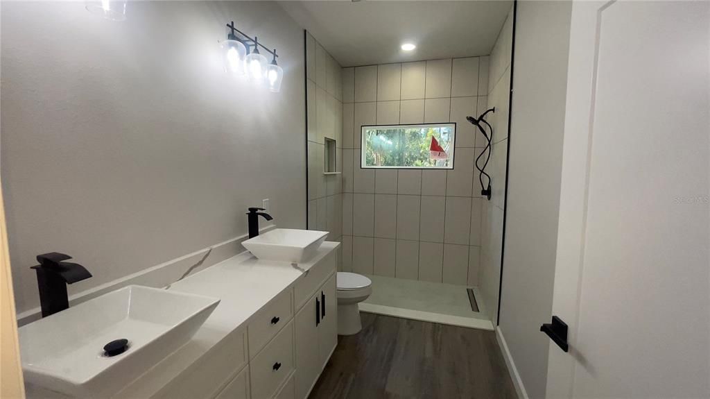 Bathroom, Interior, Recessed Lighting, Wood Texture Flooring