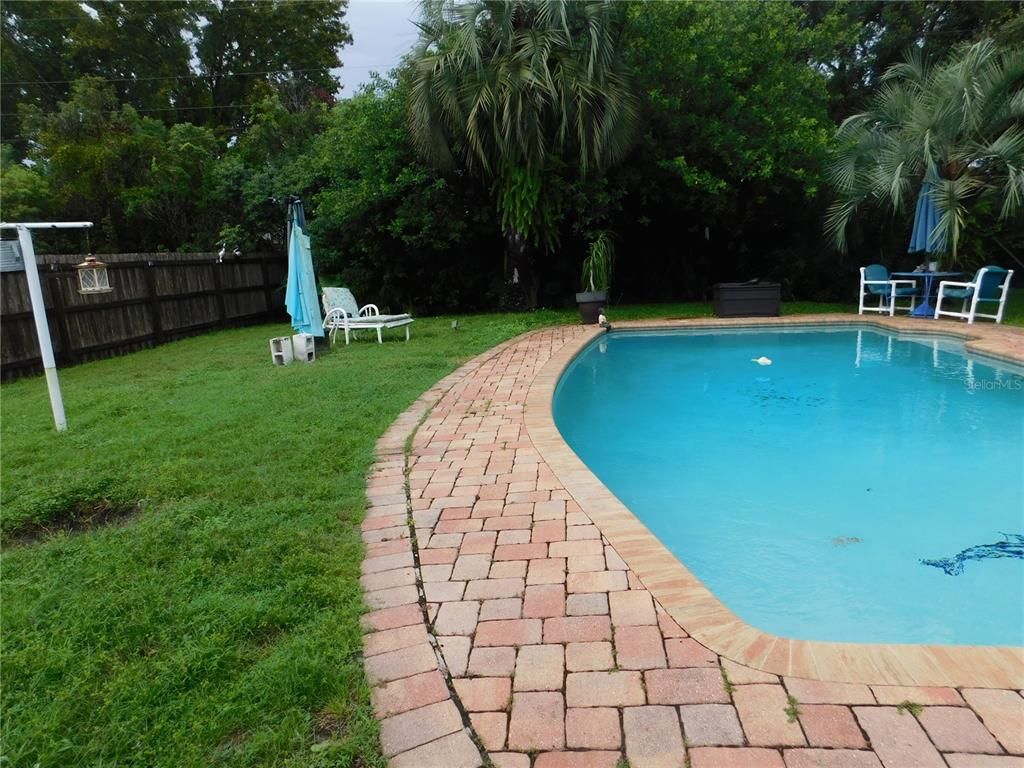 Exterior, Pool