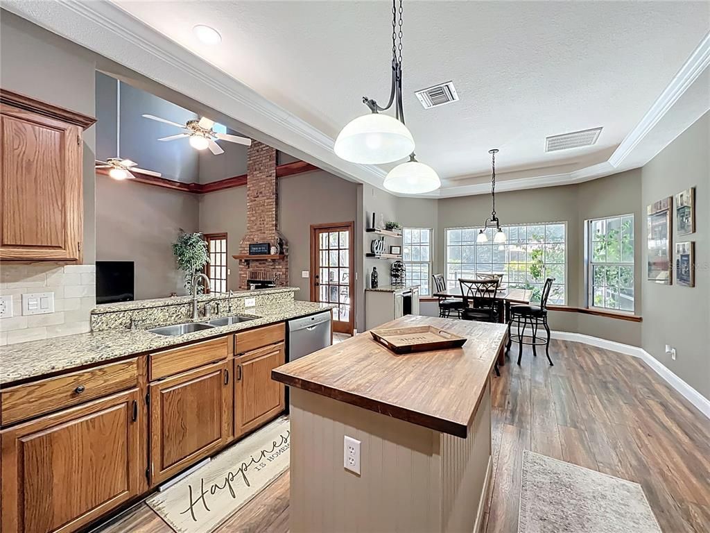 Dining room, Interior, Kitchen, Pendant Lights, Wood Texture Flooring
