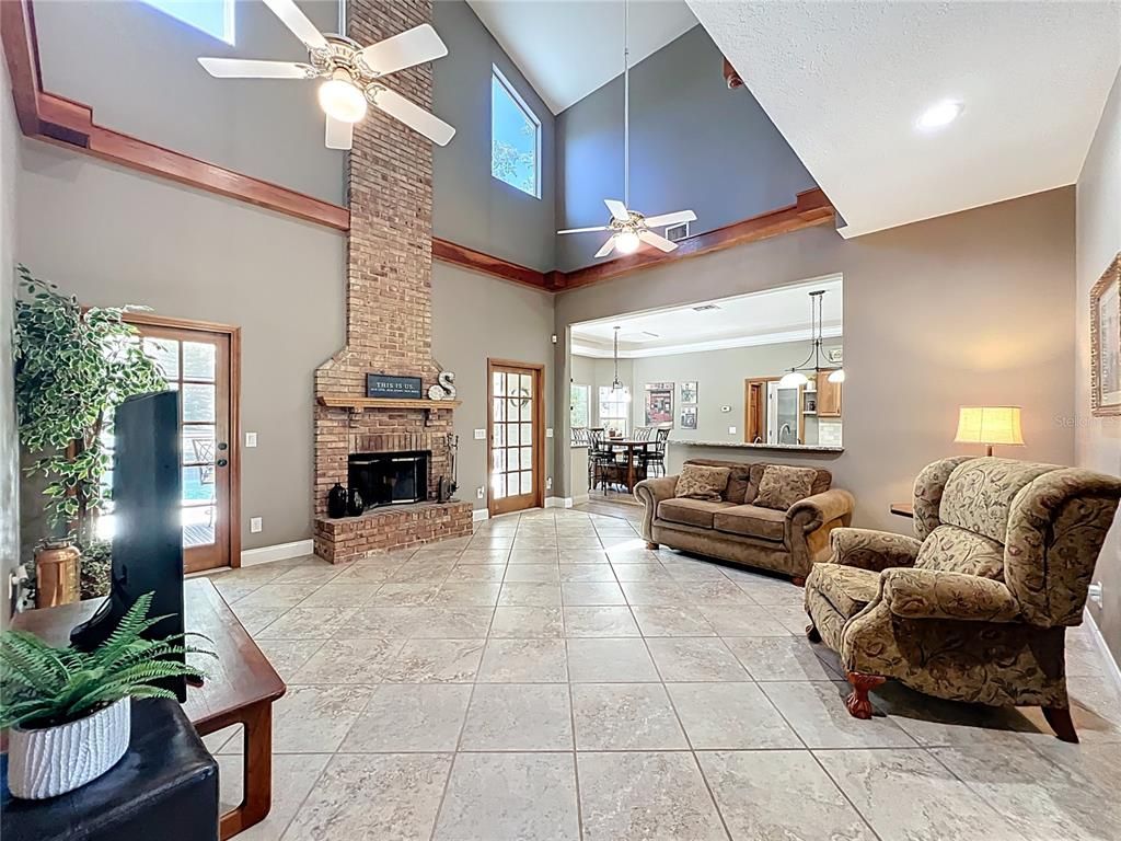 Fireplace, Interior, Living room, Recessed Lighting