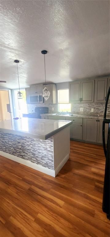 Interior, Kitchen, Pendant Lights, Wood Texture Flooring