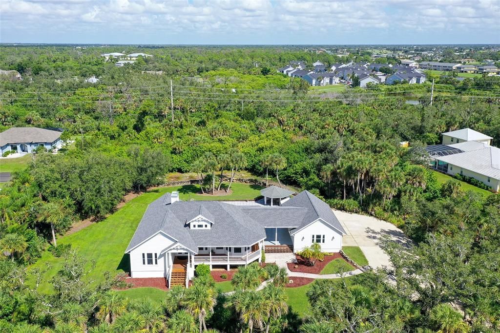Exterior, Drone