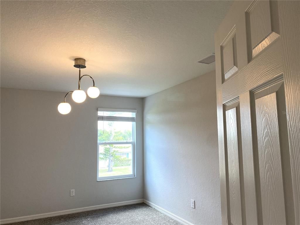 Empty room, Interior, Pendant Lights