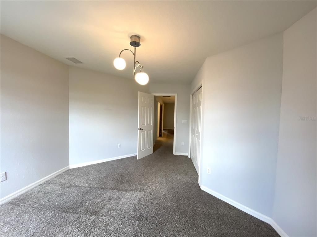Empty room, Interior, Pendant Lights