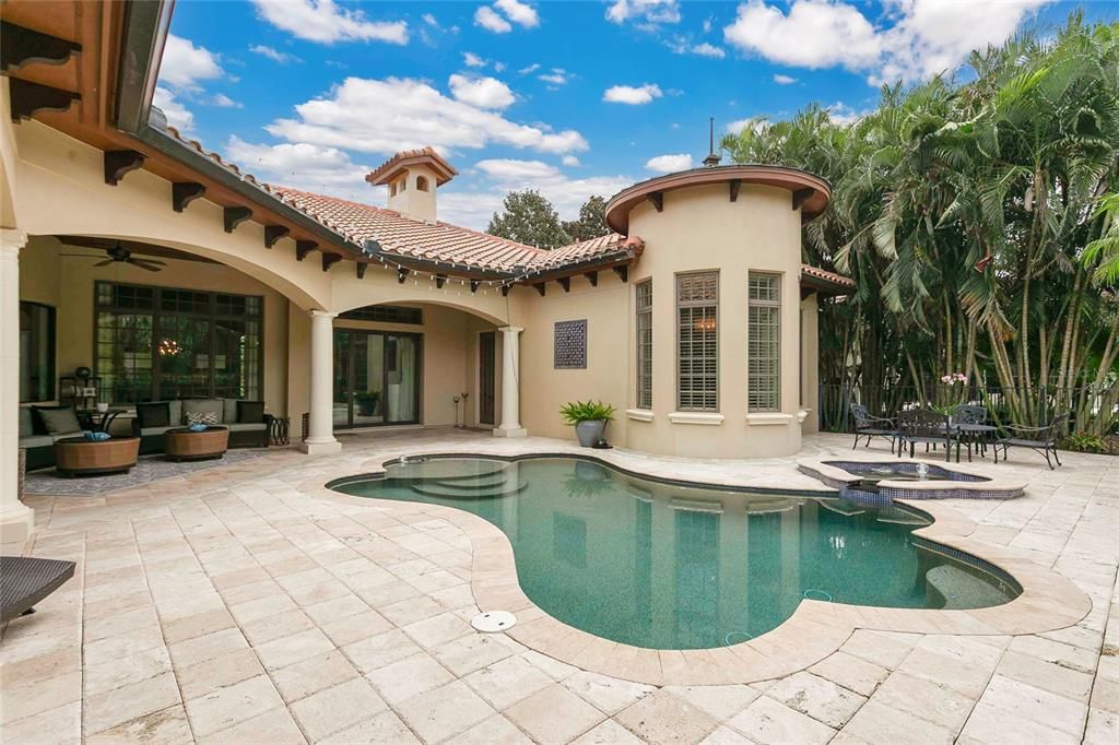 Exterior, Pool