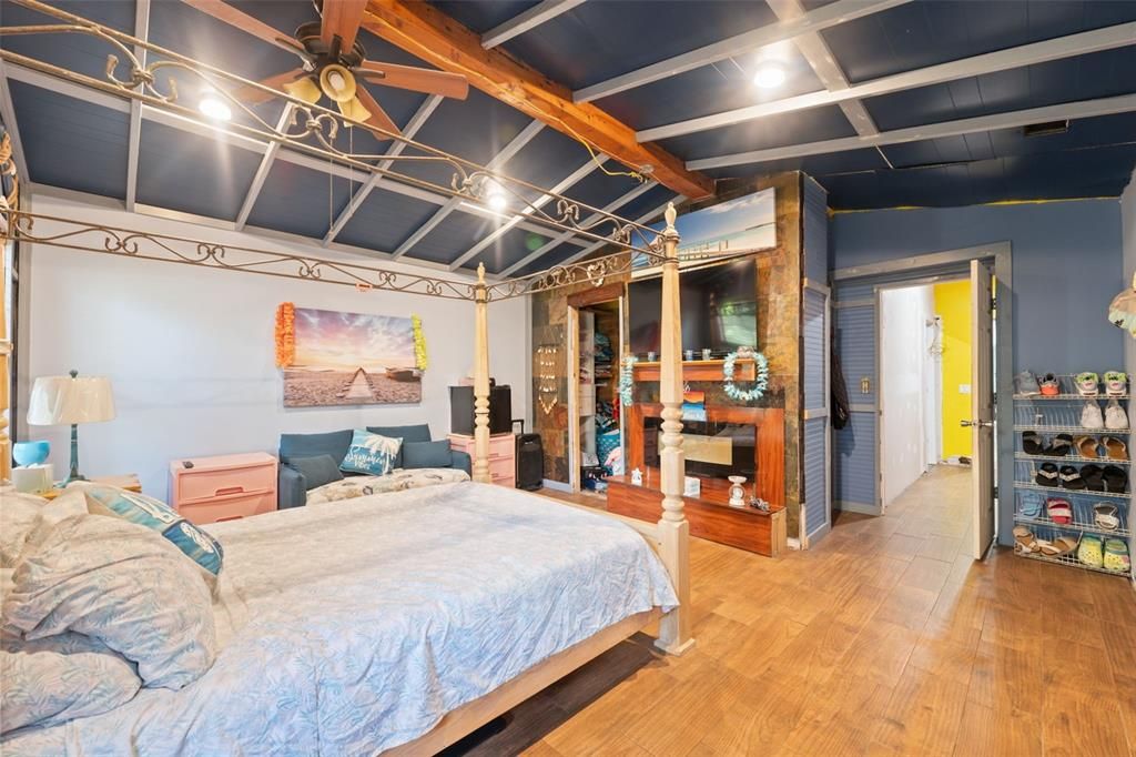 Bedroom, Interior, Wooden Beams, Wood Texture Flooring