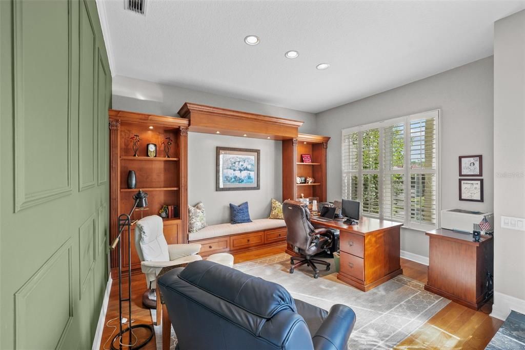 Home Office, Interior, Recessed Lighting, Wood Texture Flooring