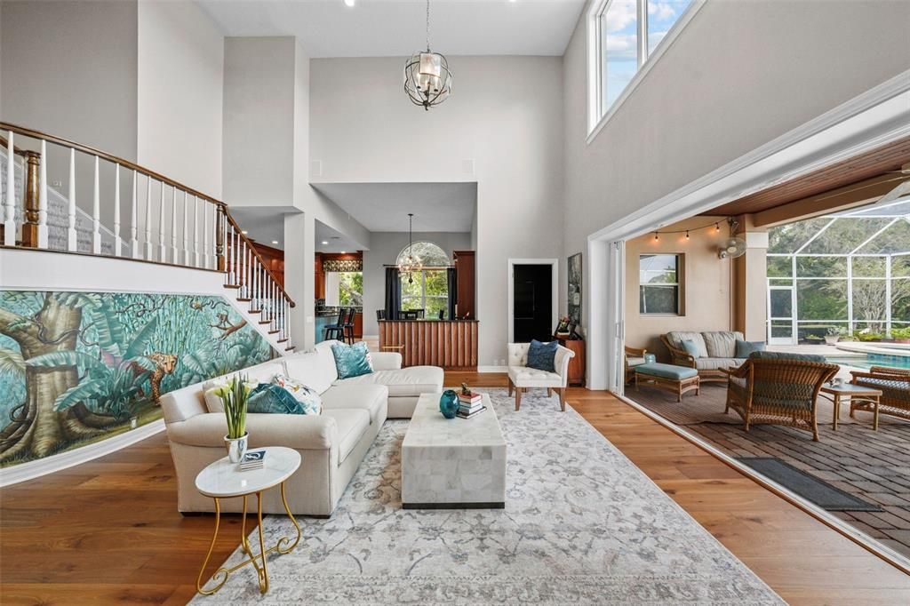 Chandelier, Interior, Living room, Pendant Lights, Recessed Lighting, Wood Texture Flooring