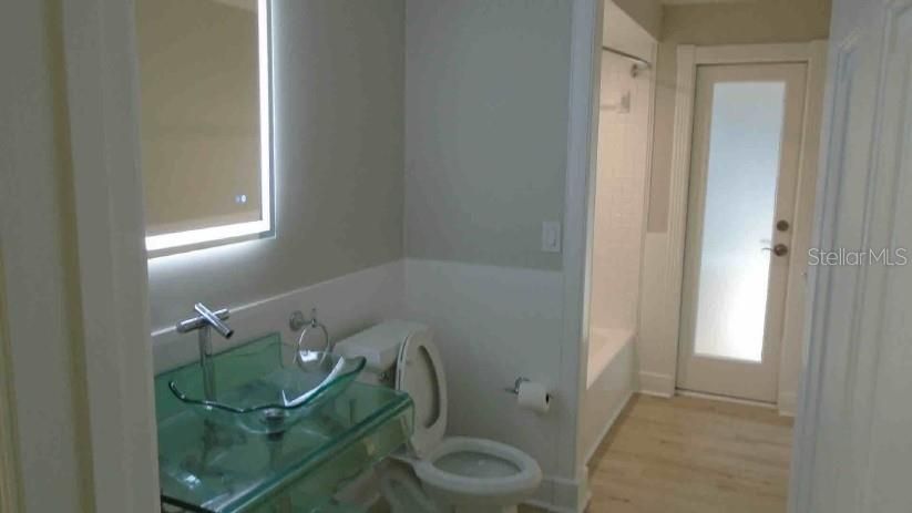 Bathroom, Interior, Recessed Lighting, Wood Texture Flooring