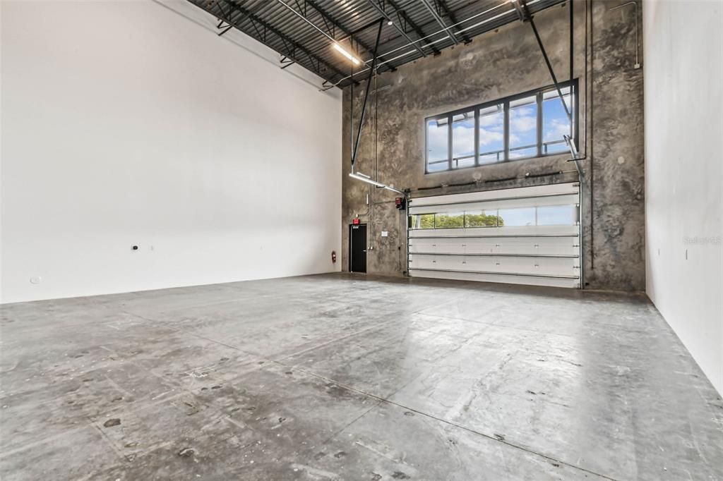 Garage, Interior