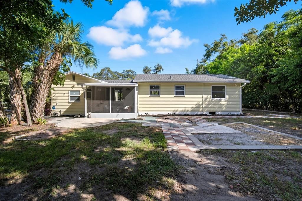 Backyard, Exterior