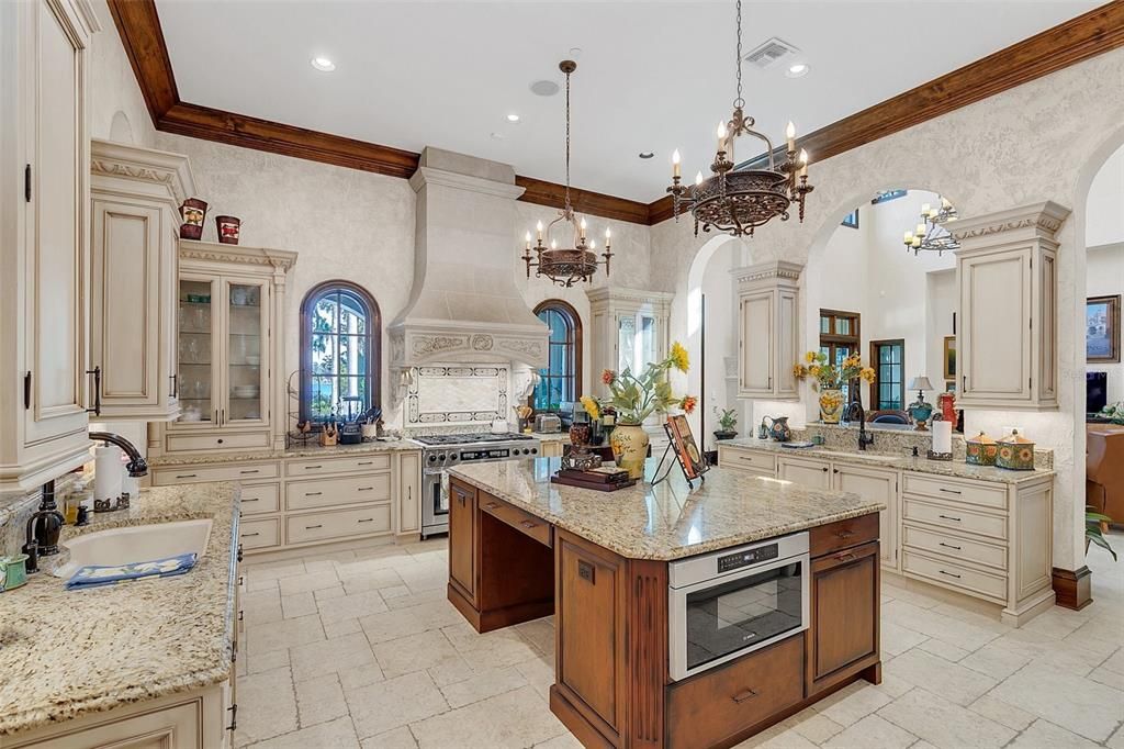 Chandelier, Interior, Kitchen, Pendant Lights, Recessed Lighting