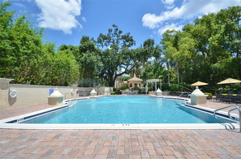 Exterior, Pool