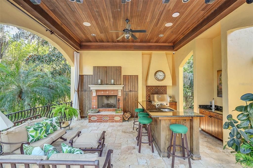 Exterior, Fireplace, Outdoor Kitchen