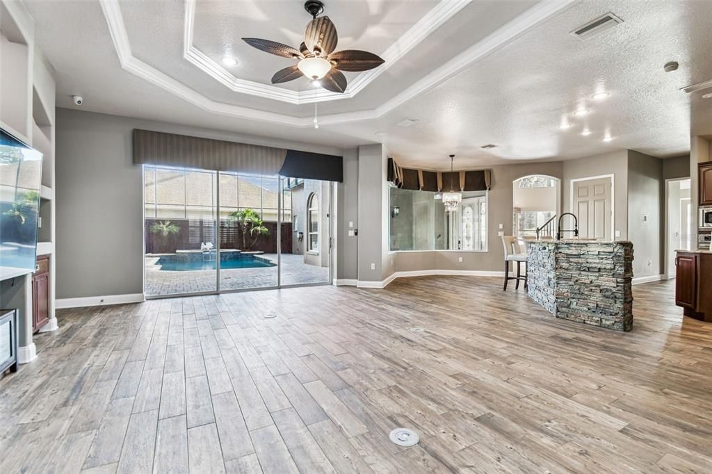 Interior, Pendant Lights, Recessed Lighting, Wood Texture Flooring