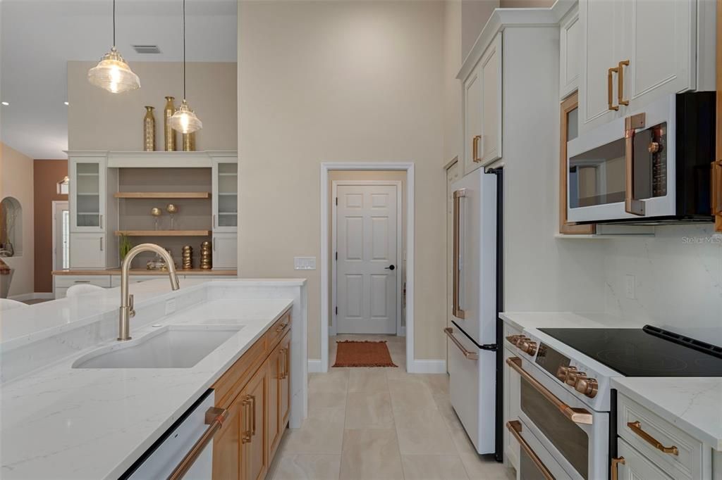 Interior, Kitchen, Pendant Lights, Recessed Lighting