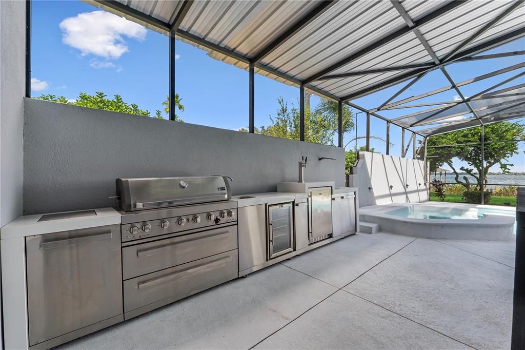 Exterior, Glass Ceilings, Outdoor Kitchen, Pool, Sun Room
