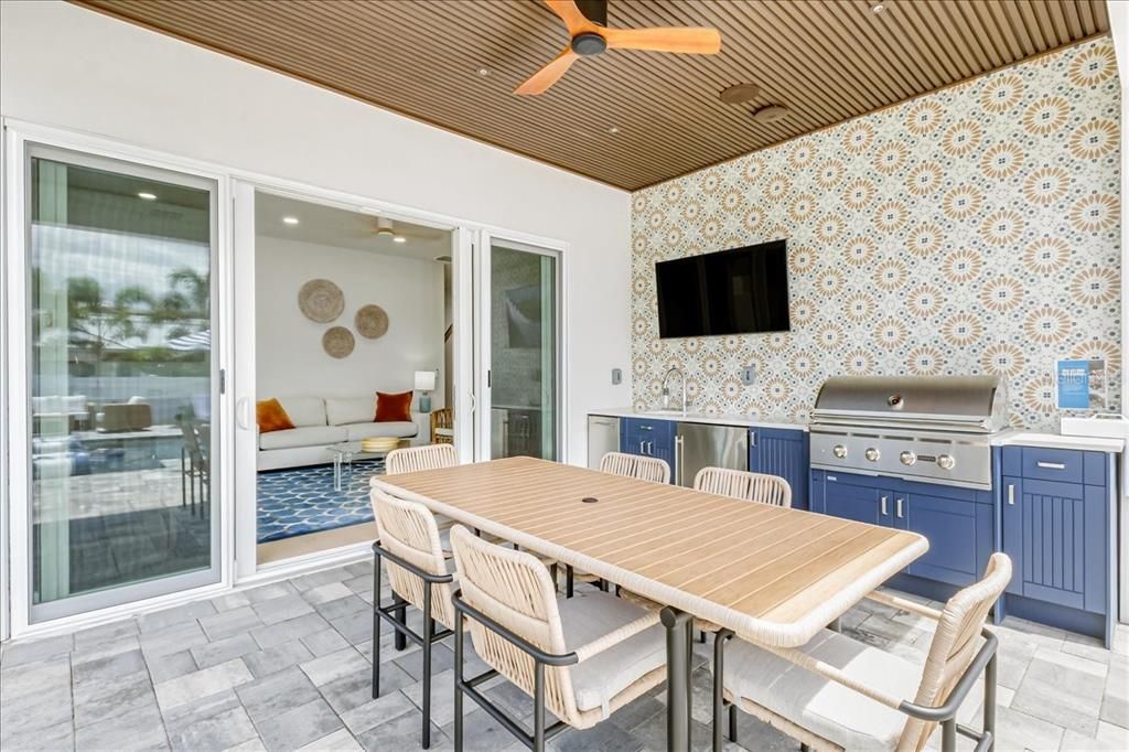 Dining room, Exterior, Interior