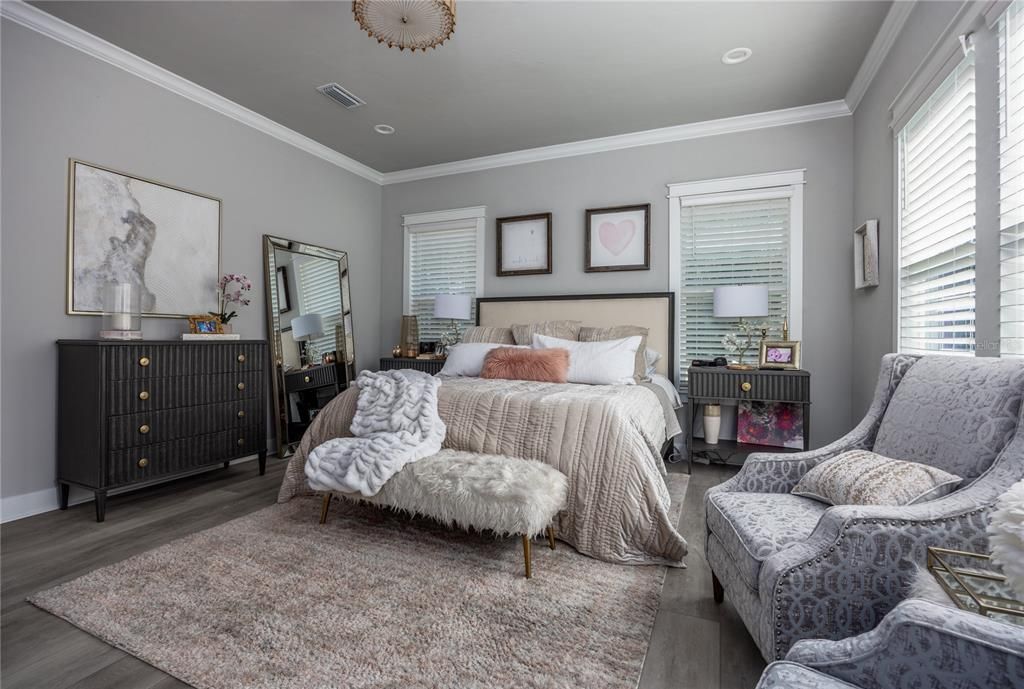 Bedroom, Interior, Recessed Lighting, Wood Texture Flooring