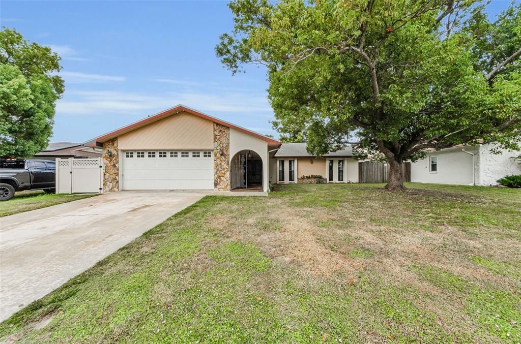 Attached, Backyard, Exterior, Facade, Ranch