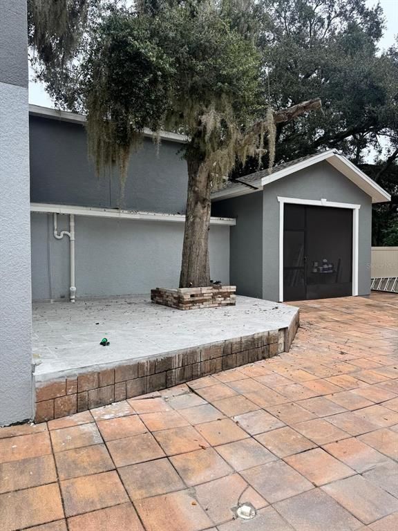Detached Garage, Exterior