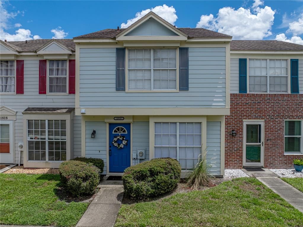 Attached, Exterior, Facade, Brick Facade, Rowhouse