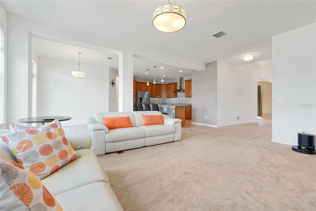 Interior, Kitchen, Living room, Pendant Lights, Recessed Lighting, Stainless Steel Appliances
