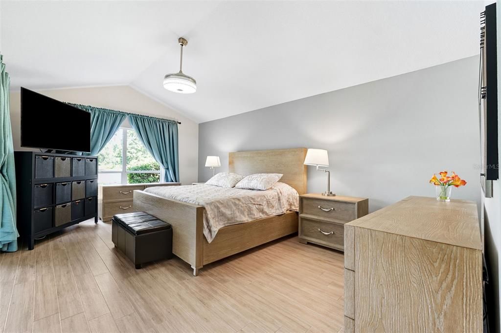 Bedroom, Interior, Pendant Lights, Wood Texture Flooring