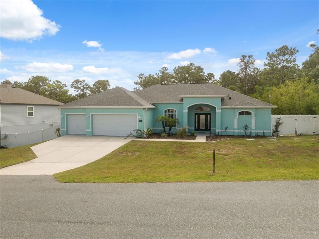 Attached, Backyard, Exterior, Facade, Ranch