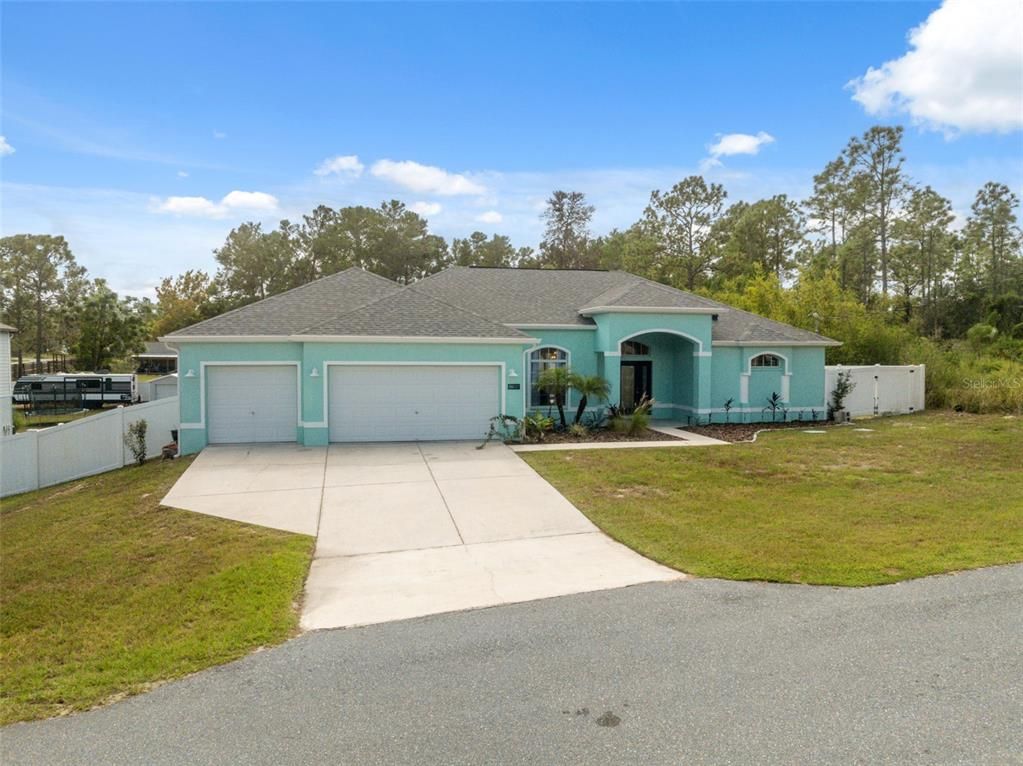 Attached, Backyard, Exterior, Facade, Ranch