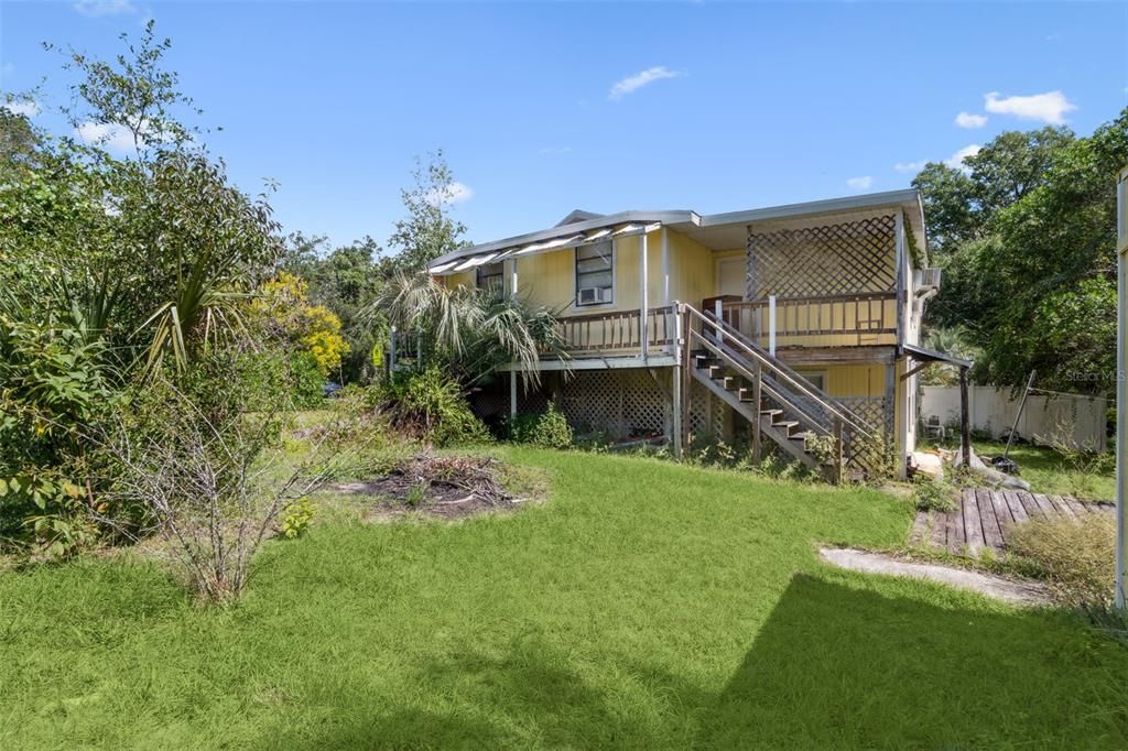 Backyard, Exterior
