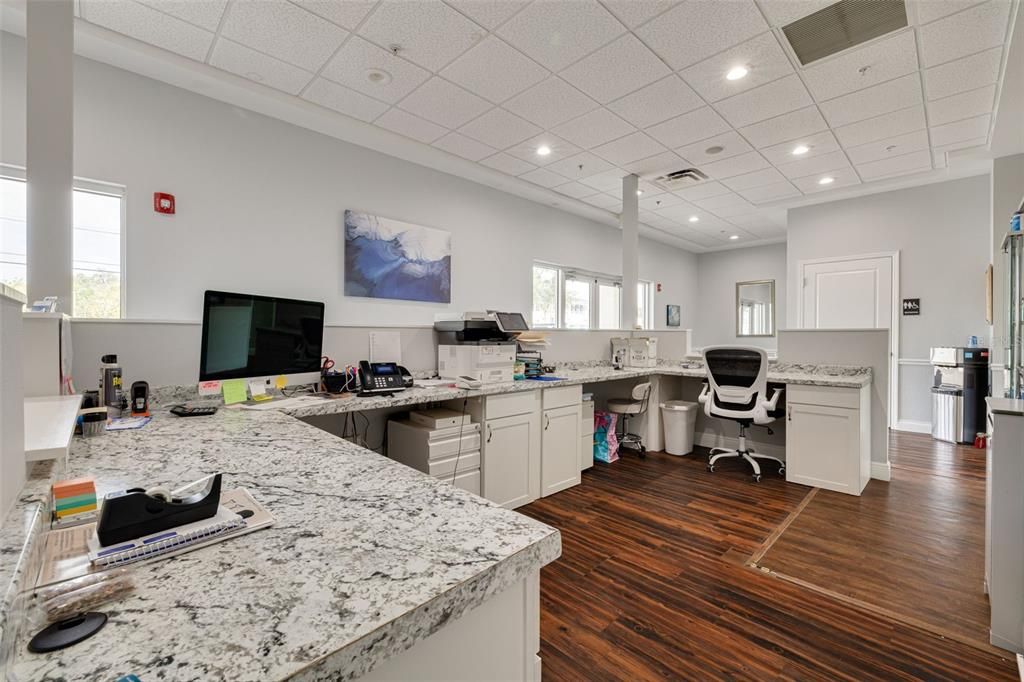 Home Office, Interior, Kitchen, Recessed Lighting, Wood Texture Flooring