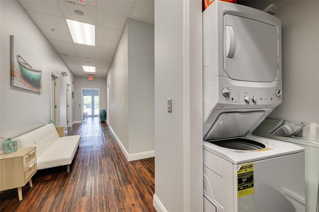 Interior, Recessed Lighting, Utility Closets, Washer, Wood Texture Flooring