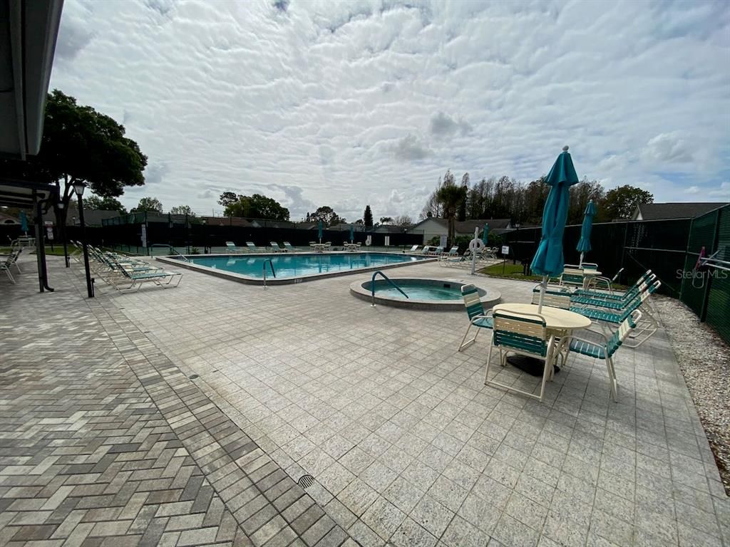 Exterior, Pool