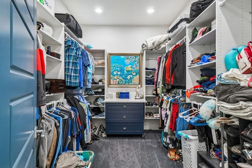Interior, Recessed Lighting, Walk-in Closets