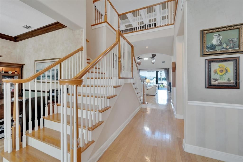 Chandelier, Interior, Wood Texture Flooring