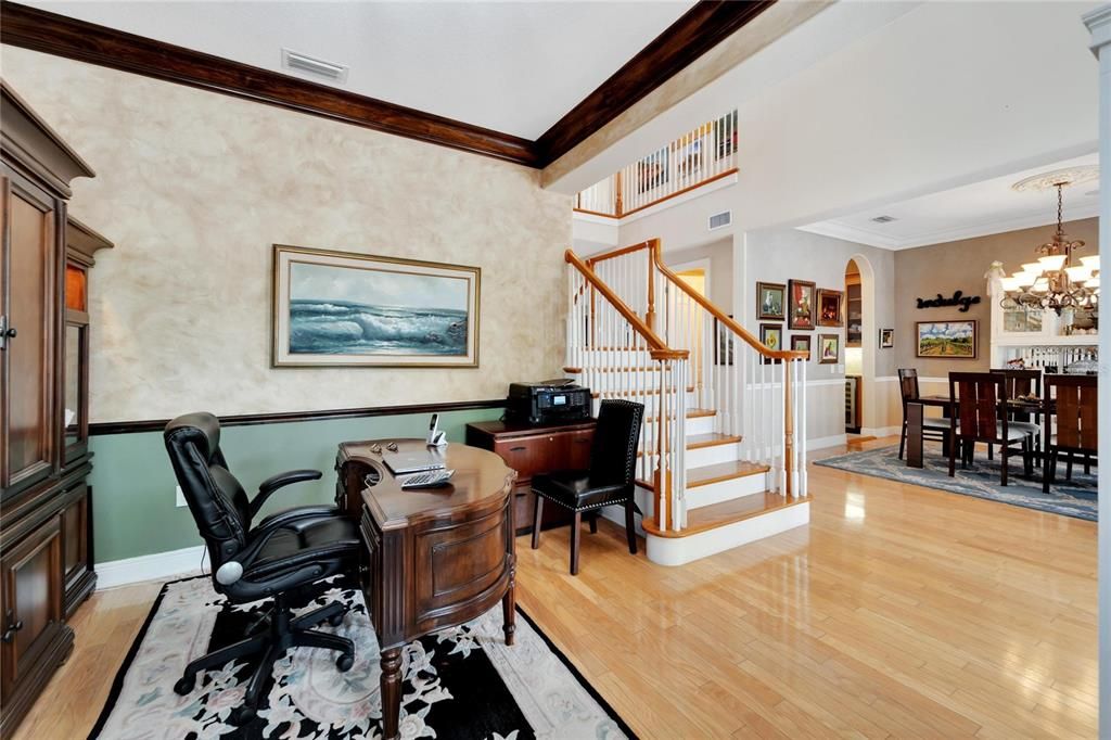 Chandelier, Home Office, Interior, Wood Texture Flooring
