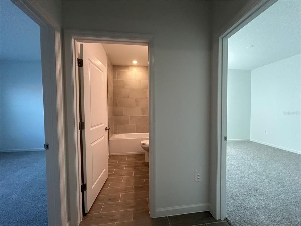 Bathroom, Interior, Recessed Lighting