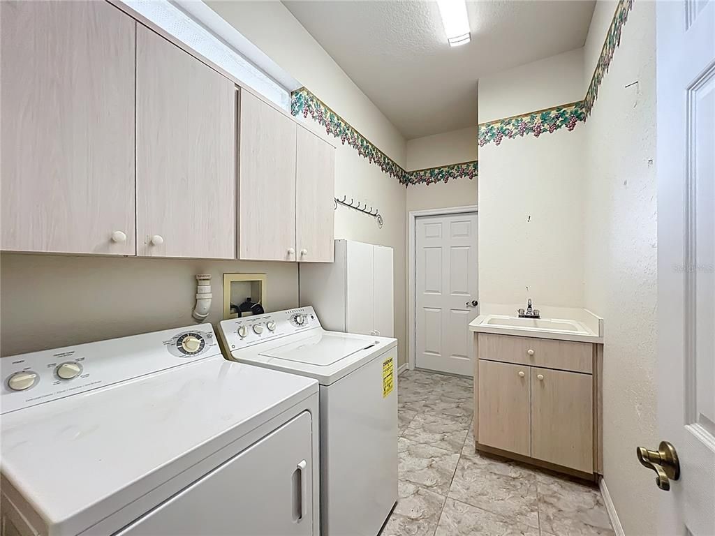 Interior, Washer