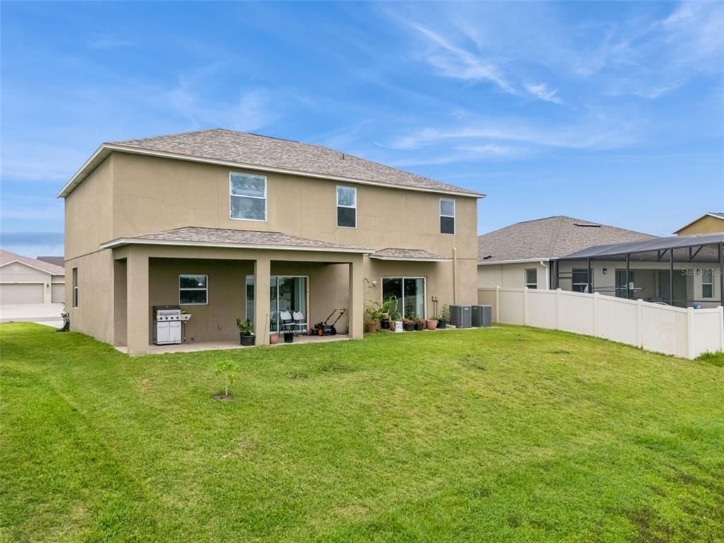 Backyard, Exterior