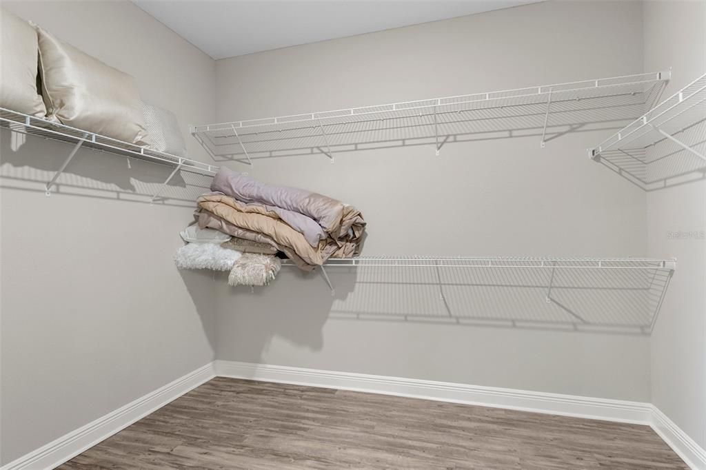 Interior, Walk-in Closets, Wood Texture Flooring