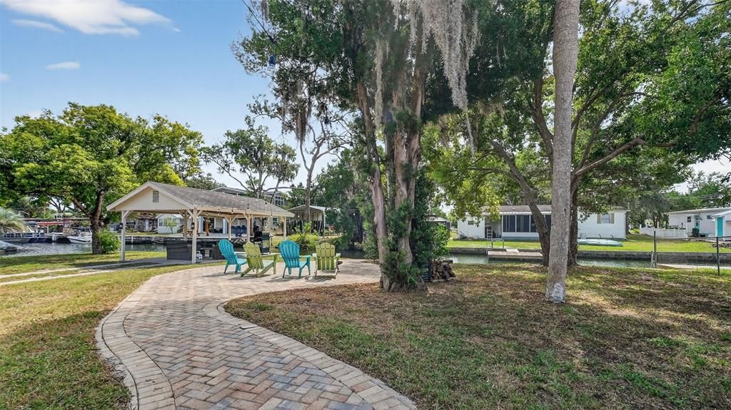 Backyard, Exterior
