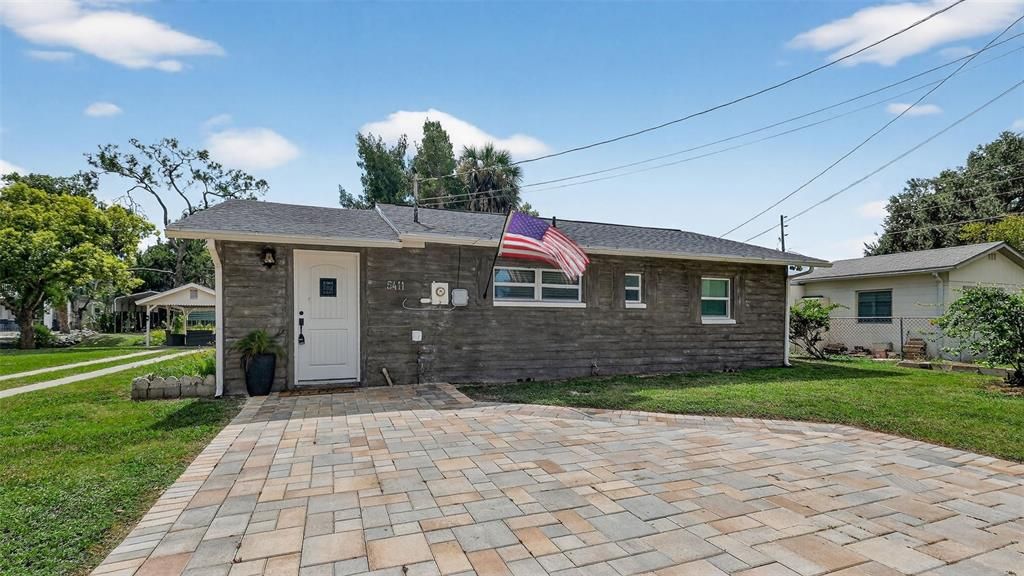 Backyard, Exterior, Facade, Cape Cod